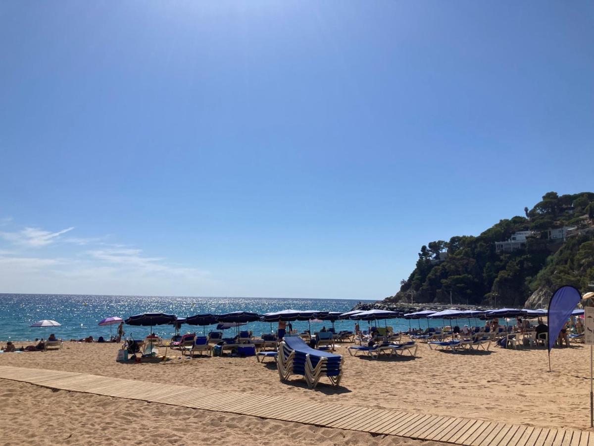 Campsite Albatross Mobile Homes On Cala Canyelles *