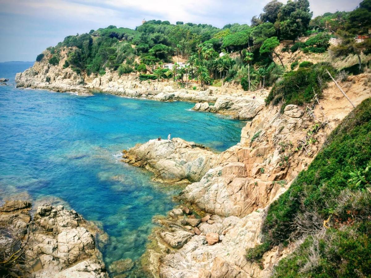 Albatross Mobile Homes On Cala Canyelles Campsite *